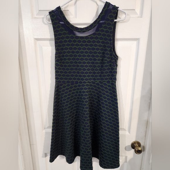 Pixley Blue and Green Casual Dress With Honeycomb Textured Pattern - Picture 1 of 12